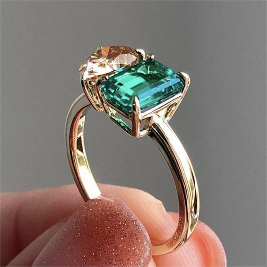 Celestia Crown – Regal Moissanite Sparkle Ring
